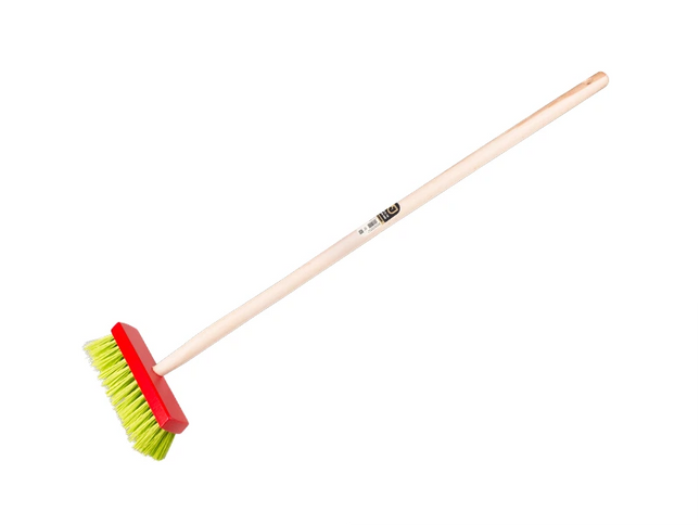 Kinderbezem Jimmy rood met houten steel - 1470750