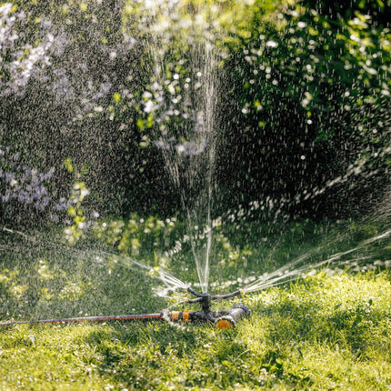 FISKARS Cirkelsproeier metaal met wielen - 1023657