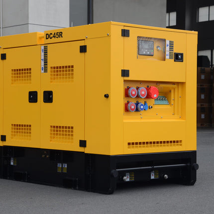 KOMPAK DC45R Rental diesel generator 32kW - 230/400V (CUMMINS)