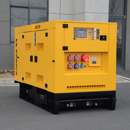 KOMPAK DC35R Rental diesel generator 25kW - 230/400V (CUMMINS)