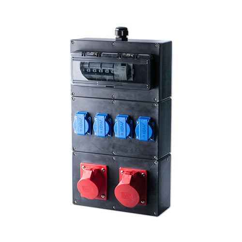 Keraf Prisma 10 UIT CEE 16A 5p CEE 32A 5p 4x schuko-114628 is een kleine verdeelkast van het type Domino.