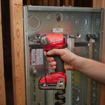 Milwaukee M12FQID-202X 1/4" hex hydrau slagschroevendraaier