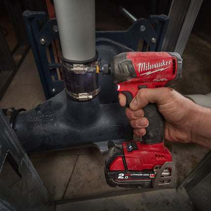 Milwaukee M12FQID-202X 1/4" hex hydrau slagschroevendraaier