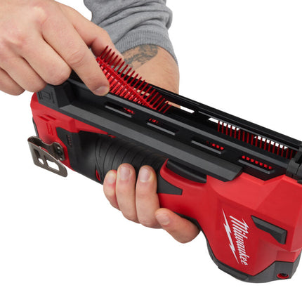 Milwaukee M12 BCST-0 Kabelnietmachine subcompact