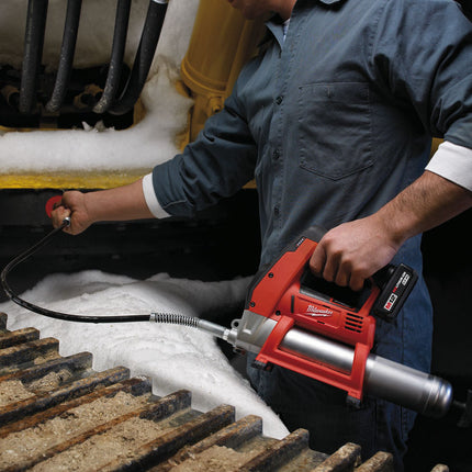 Milwaukee M12 GG-0 Vetspuit