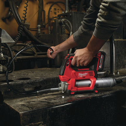Milwaukee M18 GG-201C Vetspuit