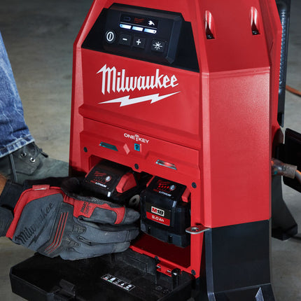 Milwaukee M18 ONESLDP-0 Lamp LED ONE-KEY