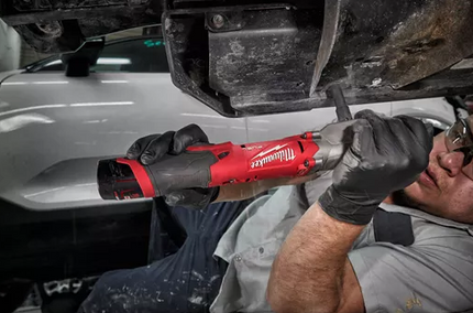 Milwaukee M12FRAIWF38-0 haakse slagmoersleutel met frictiering