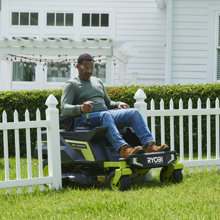 Ryobi RY72ZTRX76-210 Zero-Turn zitmaaier 72V 76cm tot 4000m2
