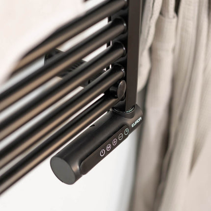 Sani-Towel 500 Black