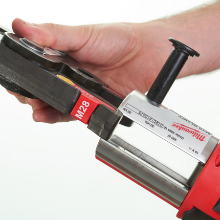 Milwaukee Li-Ion accu Brushless persgereedschap M18