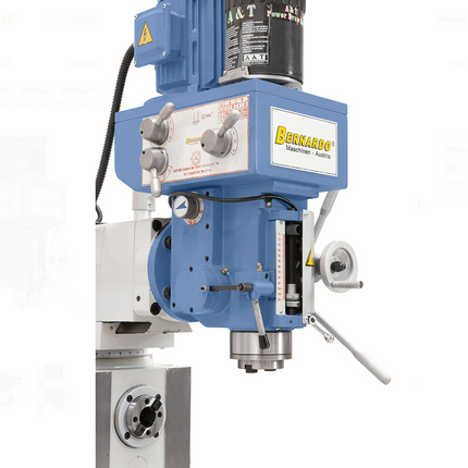 Bernardo Universele Freesmachine UWF 95 N + digitaaluitlezing - 02-1246XL