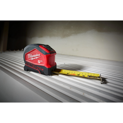 Milwaukee Rolmaat Autolock 5m - 4932464665