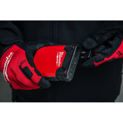 Milwaukee IRPSU3-0 Verwarmde Gear Power Source - 4932492907